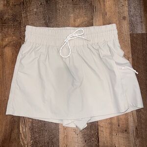 Avalanche skort